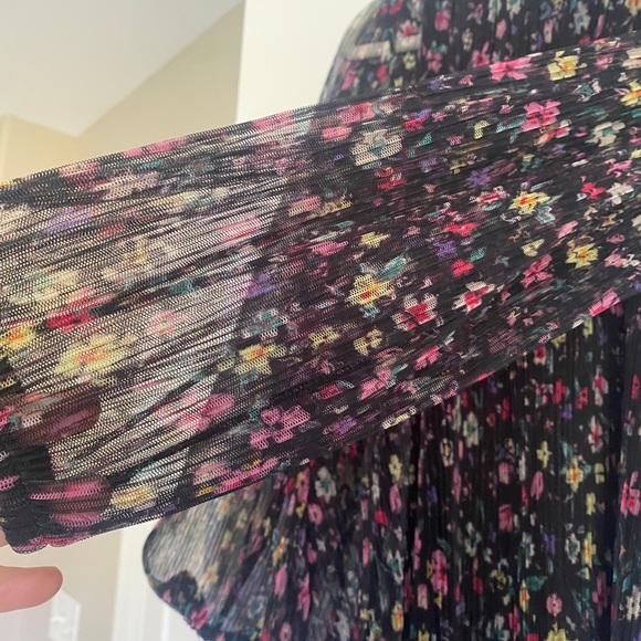 Zara dress - Picture 2 of 3